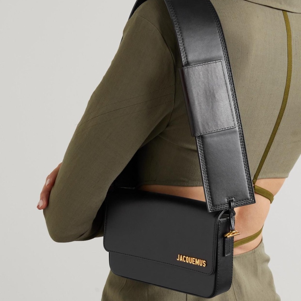 Jacquemus le carinu bag